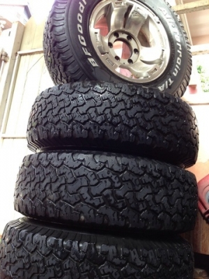 ขายล้อออฟโรด พร้อมยาง  BF  30  ขอบ  15