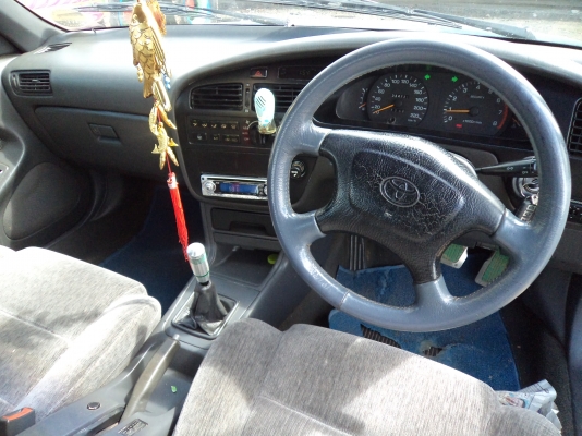 ขายรถเก๋งโตโยต้าแคมรี่ ปี37 ติดแก๊สLPG  สภาพสวยราคาถูกๆพร้อมใช้