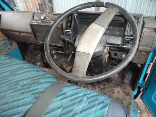 ขายรถ6ล้ออีซูซุNKR110แรง สภาพดี พร้อมใช้งานคับ