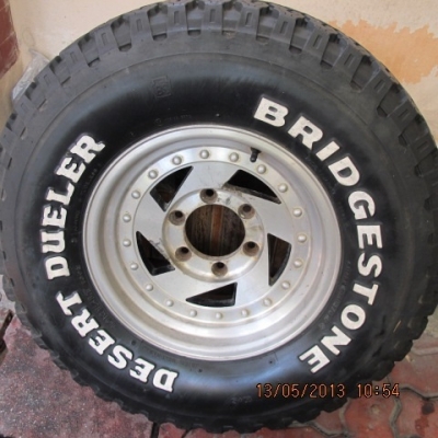 ยางอะไหล่ออฟโรด และ กระบะบรรทุก  มีหลายขนาด......... เชิญครับ