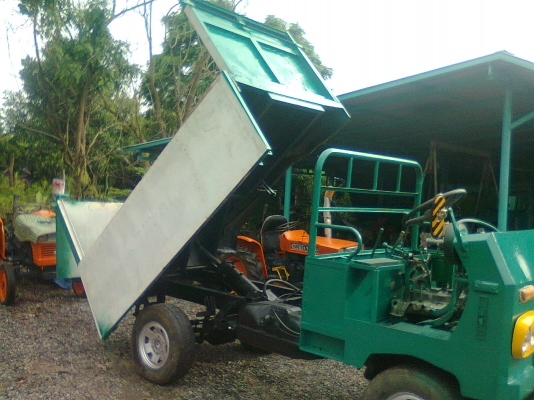 ขายอีแต๋น 4 ล้อ  ดัั๊ม มี 2 คันให้เลือกชมสินค้างามๆ พร้อมใช้ครับผม...