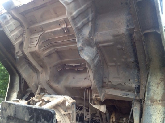 รถอีซูซุ 10 ล้อดั้ม FXZ 240 แรงม้า  ( หัวขาว ) สนใจติดต่อ 081 - 6079515