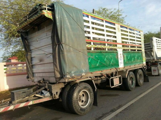 ขาย หางพ่าง ( ไม่ดั้ม )  3 เพลา แท้. ปี 50  สนใจติดต่อ 081 - 6079515