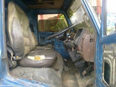 รถฮีโน่ 6 ล้อ บรรทุกน้ำมัน FB112.  117 แรงม้า  สนใจติดต่อ 081 - 6079515