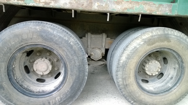 10ล้อหลังถนน ร็อกกี้ เพลาเดียว เครื่อง6BG1-TC  210 แรง เทอร์โบอินเตอร์ฯ ช่วงล่างเพลาใหญ๋....