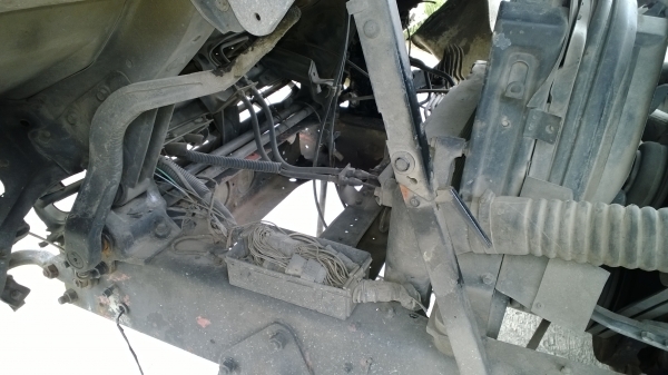 10ล้อหลังถนน ร็อกกี้ เพลาเดียว เครื่อง6BG1-TC  210 แรง เทอร์โบอินเตอร์ฯ ช่วงล่างเพลาใหญ๋....