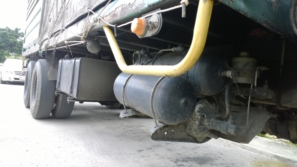 10ล้อหลังถนน ร็อกกี้ เพลาเดียว เครื่อง6BG1-TC  210 แรง เทอร์โบอินเตอร์ฯ ช่วงล่างเพลาใหญ๋....