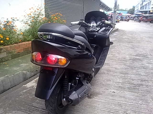 HONDA  FORZA 250cc สวยๆครับ  (www.bascooterclub.com)