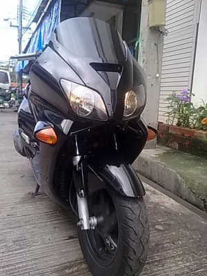 HONDA  FORZA 250cc สวยๆครับ  (www.bascooterclub.com)