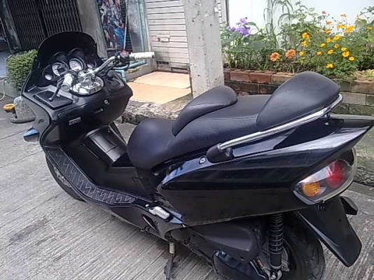 HONDA  FORZA 250cc สวยๆครับ  (www.bascooterclub.com)