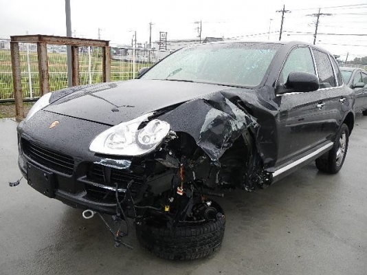 รถยนต์ประสบอุบัติเหตุเเละมือสอง ทางเรามีบริการส่งภายในญี่ปุ่นครับ