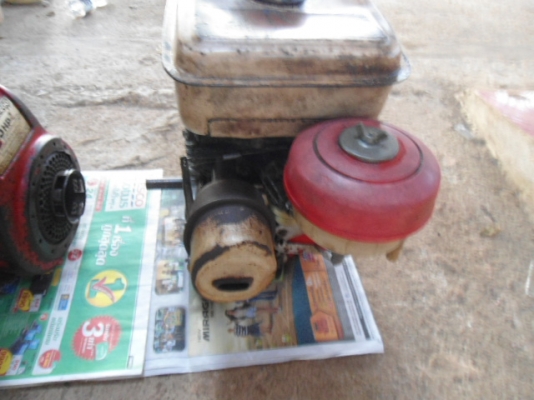 ขายเครื่องสูบน้ำ HONDA G200 5.5 Hp 2 ตัว
