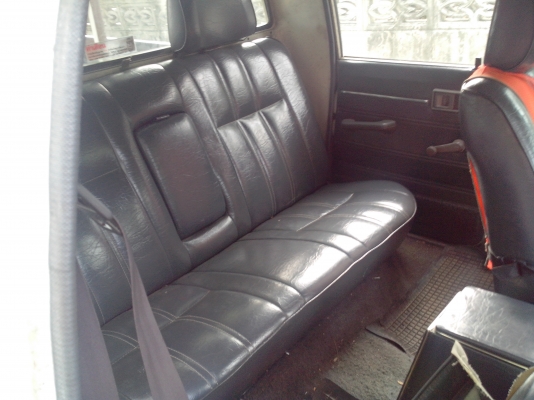 ขายรถกะบะ4ประตูln2.45d 95000 ขายรถกะบะ4ประตูln2.45d 95000