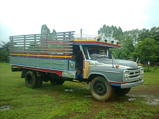 ขาย 6 ล้อหัวยาว สภาพสวยพร้อมใช้ เครื่อง 6BB1 145 แรงม้า คัสซีสวยตลอดเส้น เฟืองท้ายใหญ่ ยางเต็ม ทะเบียนพร้อมโอน