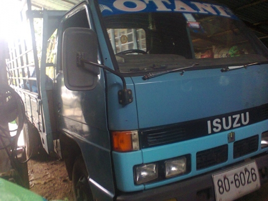 ขายหกล้ออีซุ88แรง Ks วางหัว NPR สวยสวย