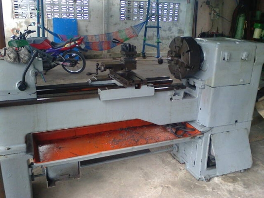 แท่นกลึง 6 ฟุต 3 เพลา เกียร์บล็อก 85,000 พร้อมใช้