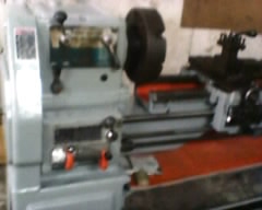 แท่นกลึง 6 ฟุต 3 เพลา เกียร์บล็อก 85,000 พร้อมใช้