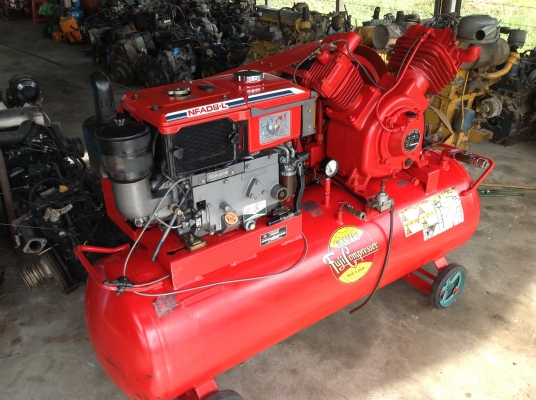 ขายเครื่องปั้มลม EARTH FUJI เก่าญี่ปุ่น ขนาด 10 แรง รุ่นใหม่สภาพเหมือนของใหม่ ขายเครื่องปั้มลม EARTH FUJI เก่าญี่ปุ่น ขนาด 10 แรง รุ่นใหม่สภาพเหมือนของใหม่