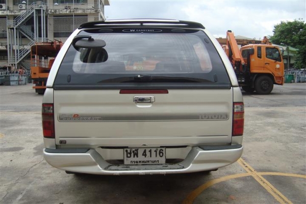 ขายรถกระบะTOYOTA SPORT CRUISER 4ประตูถูกๆ ด่วน