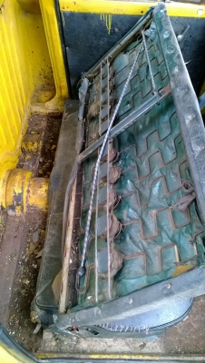 ขายรถกระบะเล็กmazda800แห้งๆทะเบียนโอน