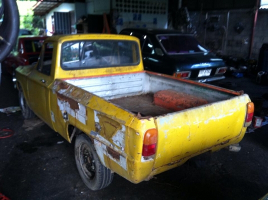 ขายรถกระบะเล็กmazda800แห้งๆทะเบียนโอน