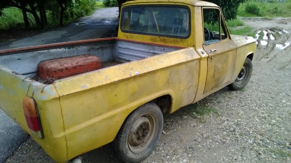 ขายรถกระบะเล็กmazda800แห้งๆทะเบียนโอน