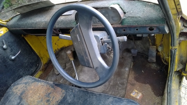 ขายรถกระบะเล็กmazda800แห้งๆทะเบียนโอน