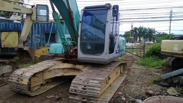 SK200-6 YN10 รถสวยมาก เดิมๆ แน่น รถสมบูรณ์ดี ไม่เคยลงน้ำเค็ม รถแห้งทั้งคัน เล่มทะเบียนพร้อม