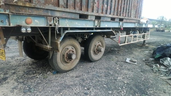 2หาง...ขายไม่แพง เล่มพร้อม ม.79ไว้ หางพื้นเรียบเหล็กของPANUSและหางก้างปลา KS สปริง .... 2หาง...ขายไม่แพง เล่มพร้อม ม.79ไว้ หางพื้นเรียบเหล็กของPANUSและหางก้างปลา KS สปริง ....