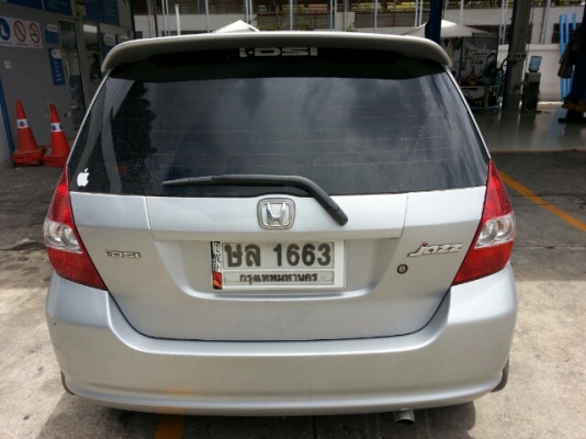 HONDA JAZZ 04 พร้อมใช้ตืดแก๊ส HONDA JAZZ 04 พร้อมใช้ตืดแก๊ส