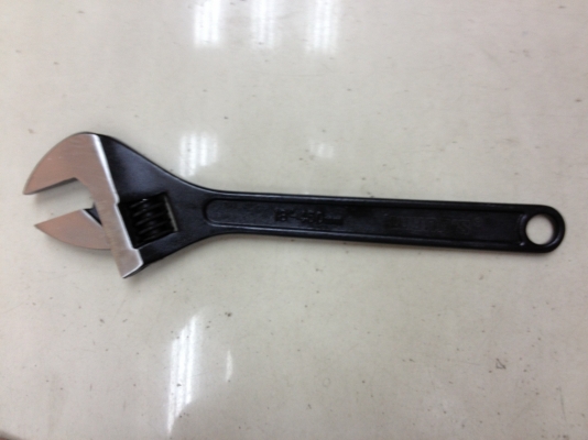 กุญแจเลื่อน WYNN's 18"