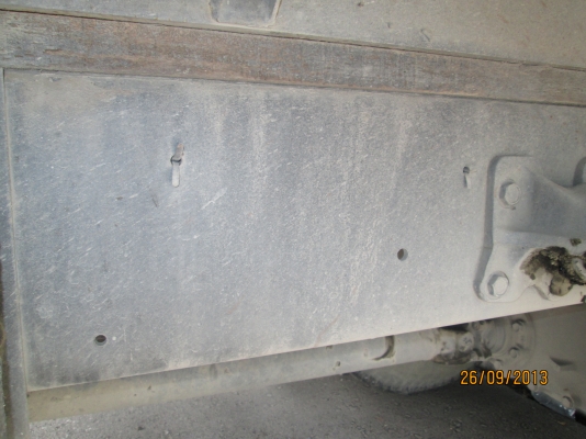 ISUZU-P2เดทก้า-เครื่อง6HH1-7,20เมตร-ตู้10บานไม่มีเสากลาง