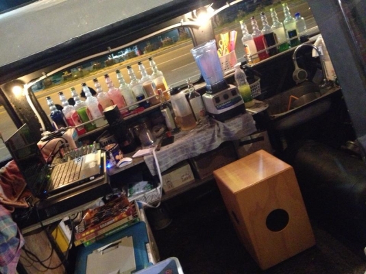 ขายตู้โฟล์คแตงโม ไฟเลี้ยวล่าง