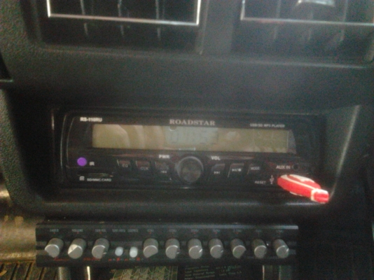 มิตซูกาแลนท์ซิกม่าไฟหน้าเหลี่ยม