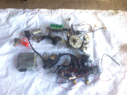 ขายชุดแก๊สNGV +ถัง. หัวฉีด6,000บาท,แบบดูด4,500บาท