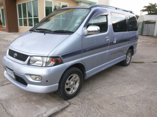 Toyota Regius 7 ที่นั่ง ( ผ่อนได้ ) มือเดียว สวยมาก ใช้มา9.5หมื่นกิโล