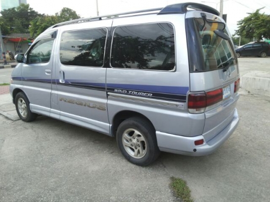 Toyota Regius 7 ที่นั่ง ( ผ่อนได้ ) มือเดียว สวยมาก ใช้มา9.5หมื่นกิโล