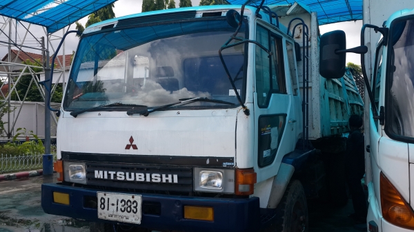 ขายด่วนไอ้หลงสิบปีดสองเพลาดั้ม FN527MTD195แรง ซีเรี่ยน5200สภาพต้องเก็บ ถ้าทำขายกำไรเยอะ ตัวเต็มไม่มีผสมจัดแนนท์ได้โทร 0843923995