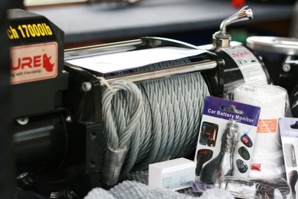 ขายวินซ์สำหรับยกรถ 17000ปอนด์ แถมสปอร์ทไลท์