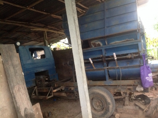 ขาย รถ4ล้อ พร้อมตู้นวดข้าว รุ่นไทยเส็งยนต์ จัมโบ้5500 ขาย รถ4ล้อ พร้อมตู้นวดข้าว รุ่นไทยเส็งยนต์ จัมโบ้5500