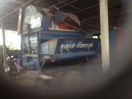 ขาย รถ4ล้อ พร้อมตู้นวดข้าว รุ่นไทยเส็งยนต์ จัมโบ้5500