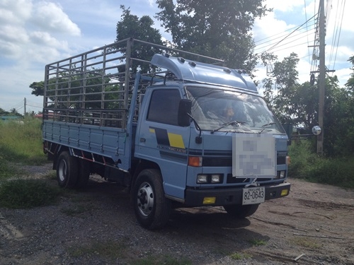 ขายรถหกล้ออีซุNPR 125 หน้าF หลังF รถสวยมากมาก