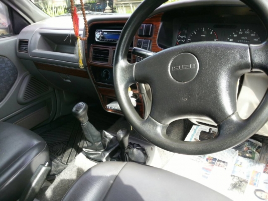 ขายรถ ISUZU แวน ปลายปี 42 โฟร์ วิล พร้อมโอน ขายรถ ISUZU แวน ปลายปี 42 โฟร์ วิล พร้อมโอน