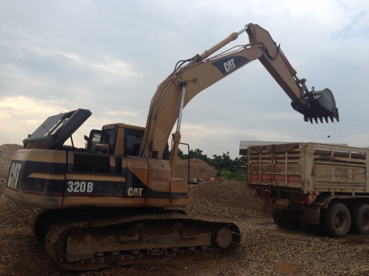 ขาย CAT 320V1 สภาพสวยพร้อมใช้งาน ติดต่อได้ที่คุณบอย น่าน 090-4687580,081-0469209