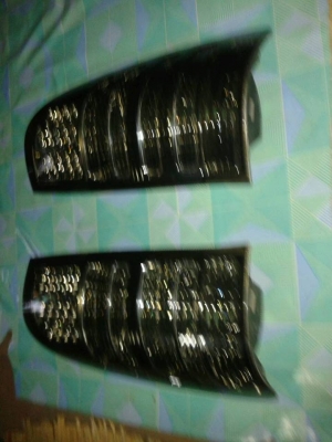 ขาย ไฟท้าย vigo LED ราคา 1300 บาท 0865368081