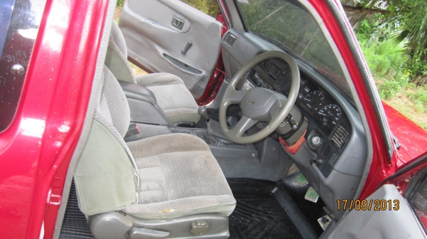 ขายรถกระบะไมตี้เอ็กปี40/1997 โปร่งหน้า-โปร่งหลังสีแดงสวยๆเอกสารพร้อมโอน+ภาษีหมดกันยายน57+แอร์+ชีดี+แม๊กไลเนอน์ใหม่+แบ ตเตอร์รี่ใหม่รถสภาพพร้อมใช้งานครับ...ยอดจัดไฟแนนท์ยังได้สูงยุครับ.... ราคาลดๆๆๆๆขายที่165000บาท สนใจสอบถามได้ครับ080-1696651 รถยุจังหวัดอ