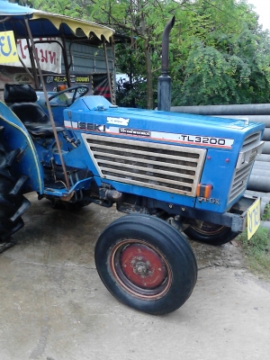 รถไถ อิเชกิ TL - 3200