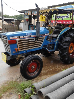 รถไถ อิเชกิ TL - 3200 รถไถ อิเชกิ TL - 3200