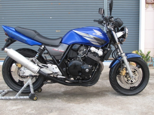 ร้าน บรีส ไบค์ ช็อป นครสวรรค์ -HONDA SF400 VTEC นักเรียน ปี2000