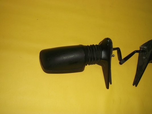 ขายกระจกเเต่งรถยนต์สภาพสวย